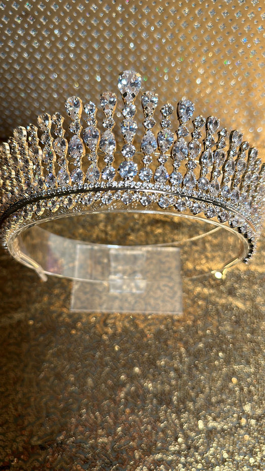 Liana crystal crown